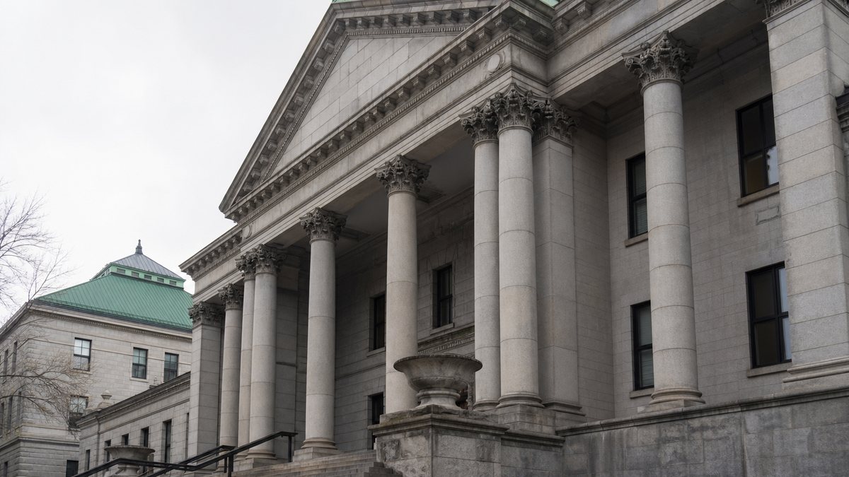 Stone Canadian courthouse with columns and steps, illustrating the court ruling against an offshore casino